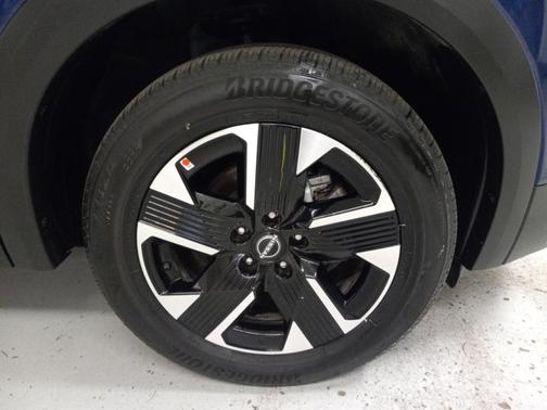 Deep Blue Pearl 2025 Nissan Kicks SV