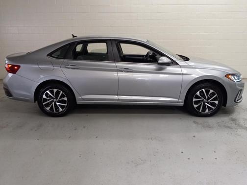 2025 Volkswagen Jetta 1.5T S