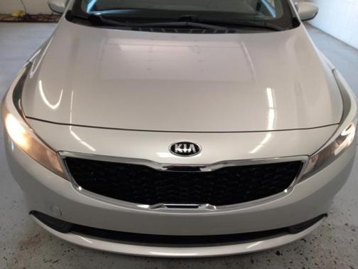 Silky Silver 2017 Kia Forte LX