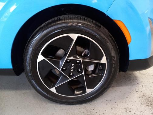 2024 Kia Soul EX