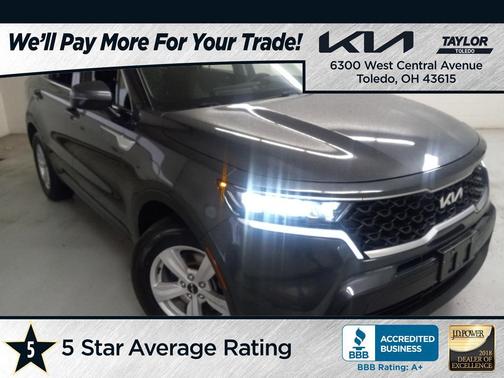 2022 Kia Sorento LX