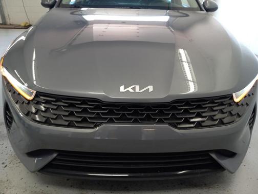Everlasting Silver 2024 Kia K5 LXS