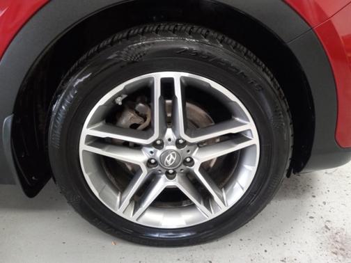 2017 Hyundai SANTA FE SE Ultimate