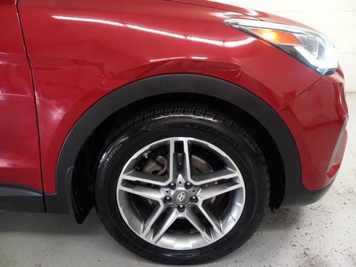 2017 Hyundai SANTA FE SE Ultimate