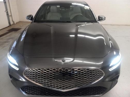 2024 Genesis G70 2.5T