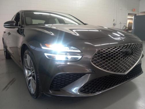 2024 Genesis G70 2.5T