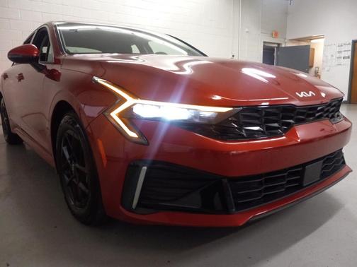 2025 Kia K5 LXS