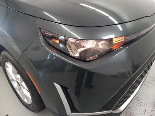 Gravity Gray 2025 Kia Soul LX