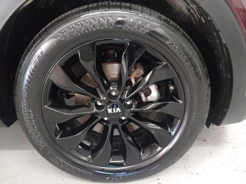 2020 Kia Sorento S V6