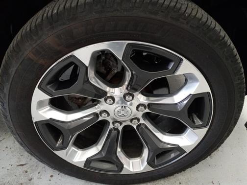 Bright White Clearcoat 2020 RAM 1500 Limited
