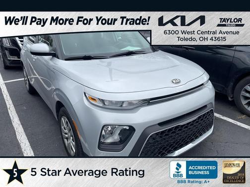 Sparkling Silver 2020 Kia Soul LX