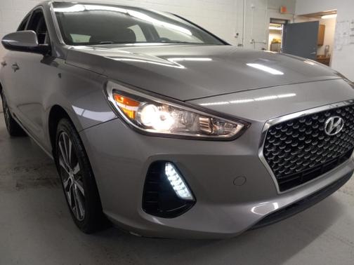 2020 Hyundai Elantra GT Base