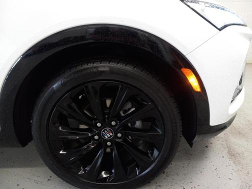 Summit White 2025 Buick Envista Sport Touring