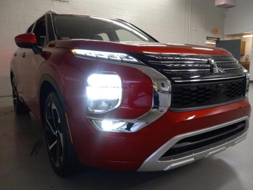 2024 Mitsubishi Outlander SEL