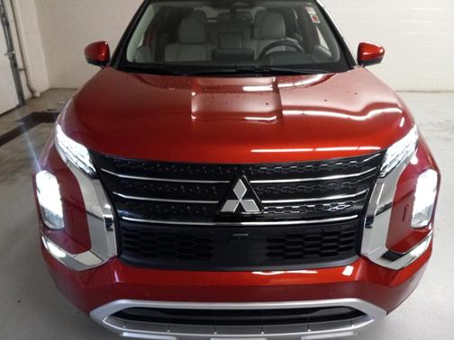 2024 Mitsubishi Outlander SEL