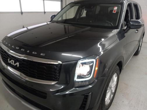 2022 Kia Telluride LX