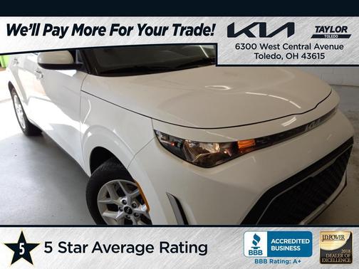 Snow White Pearl 2025 Kia Soul LX