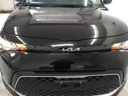 Fusion Orange 2025 Kia Soul LX