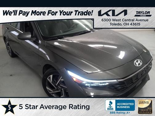 2025 Hyundai ELANTRA SEL Convenience