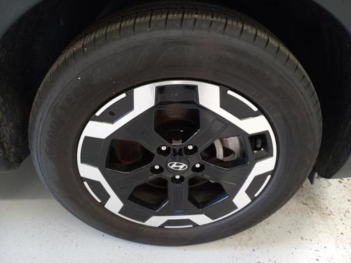 White 2025 Hyundai SANTA FE SEL