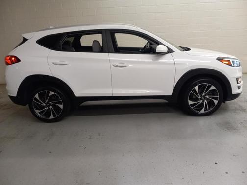 2021 Hyundai TUCSON Sport