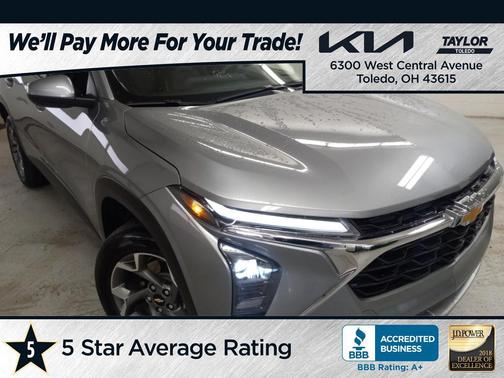 2025 Chevrolet Trax LT