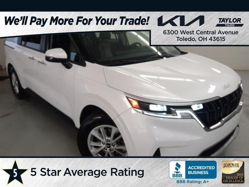 2024 Kia Carnival LX