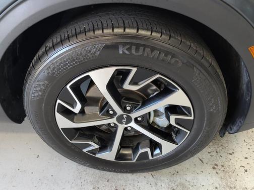 Gravity Gray 2023 Kia Sportage EX