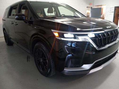 2022 Kia Carnival LXS