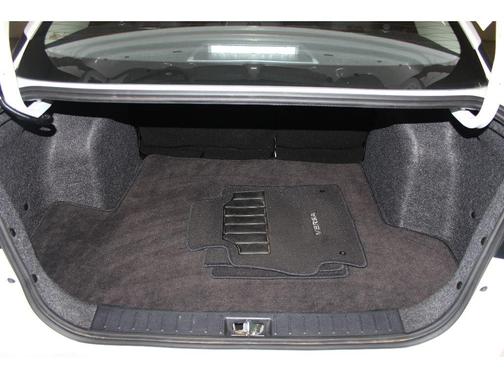 2024 Nissan Versa 1.6 SR