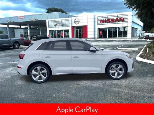 2022 Audi Q5 45 S line Prestige
