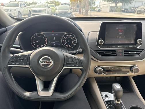 2020 Nissan Altima 2.5 S