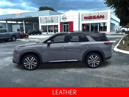 2022 Nissan Pathfinder Platinum