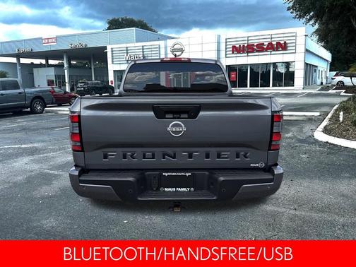 2025 Nissan Frontier SV