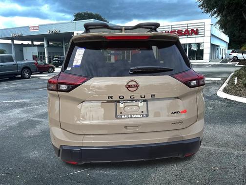 2025 Nissan Rogue Rock Creek