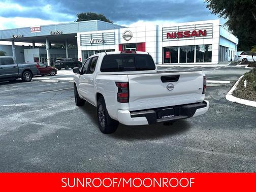 2024 Nissan Frontier SL