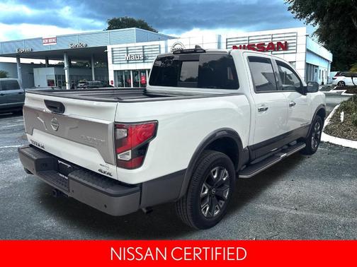 2024 Nissan Titan Platinum Reserve