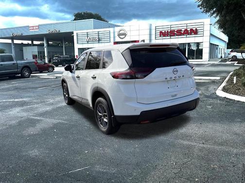 2026 Nissan Rogue S