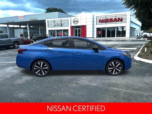 2022 Nissan Versa 1.6 SR