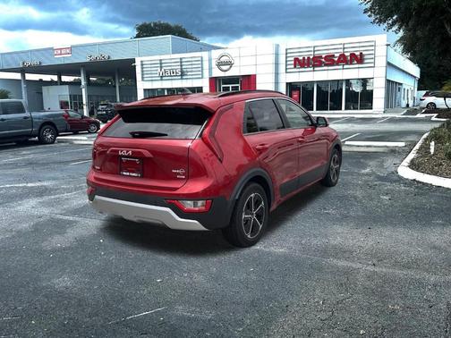2023 Kia Niro EX