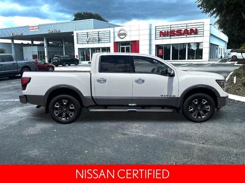 2024 Nissan Titan Platinum Reserve