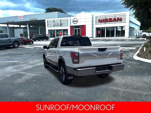 2024 Nissan Titan Platinum Reserve