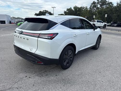 2025 Nissan Murano SL