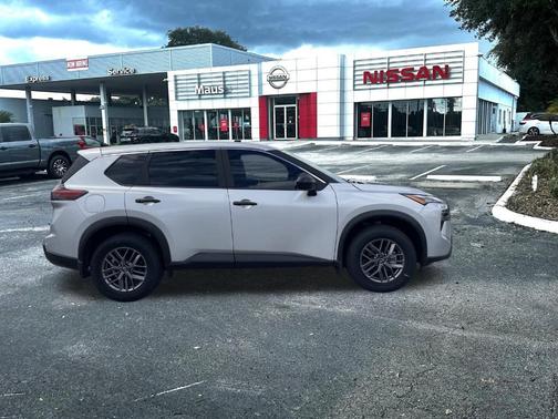 2025 Nissan Rogue S