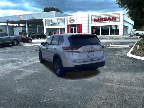 2025 Nissan Rogue S