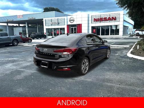 2020 Hyundai ELANTRA Limited