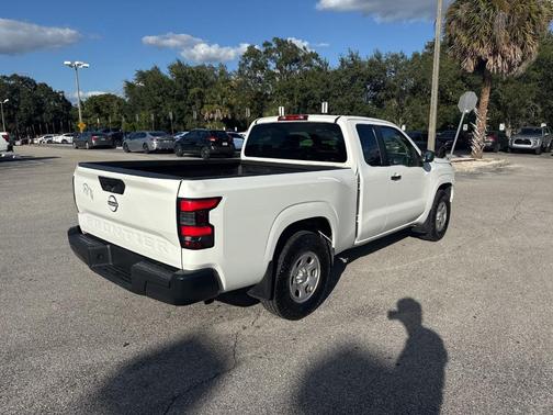 2022 Nissan Frontier S