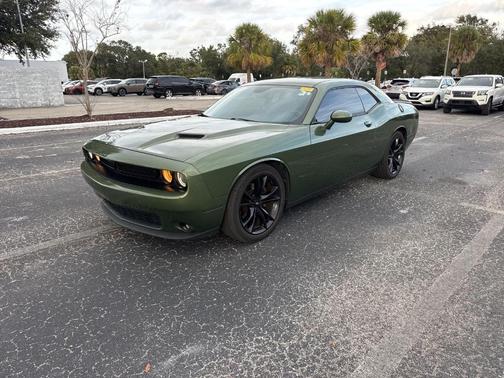 2018 Dodge Challenger SXT