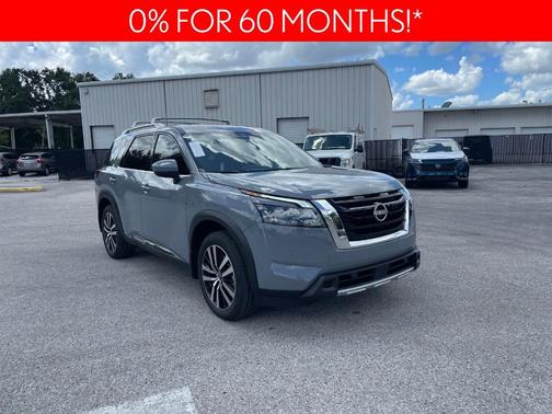 2025 Nissan Pathfinder Platinum