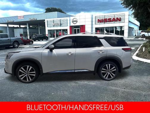 2024 Nissan Pathfinder Platinum